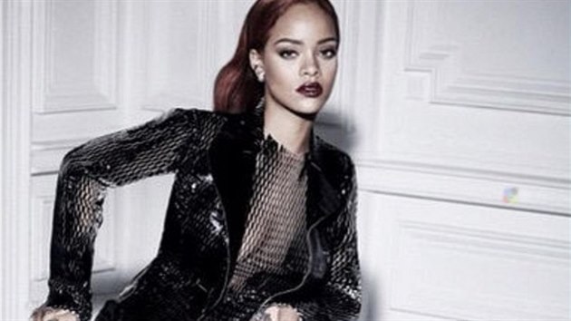 Rihanna v kampani Dior (2015)