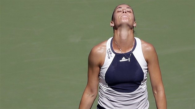 TOHLE NEVYLO. Flavia Pennettaov ve tvrtfinle US Open.