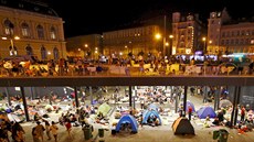 Migranti obsadili budapeské nádraí Keleti. (3. záí 2015)