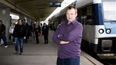 Redaktor Jan Sůra (na snímku) vyráží na třídenní velký test Českých drah Redaktor Jan Sůra (na snímku) vyráží na třídenní velký test Českých drah