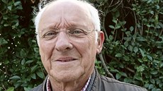 Dickie Arbiter (75) býval reportérem rádia LBC, kde sledoval britskou...