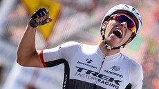 Vítězná radost nizozemského cyklisty Dannyho van Poppela Vítězná radost nizozemského cyklisty Dannyho van Poppela