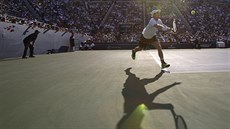 Andy Murray stíhá míek v osmifinále US Open s Kevinem Andersonem