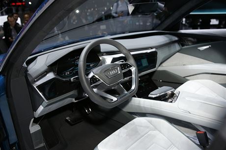 Audi e-tron quattro