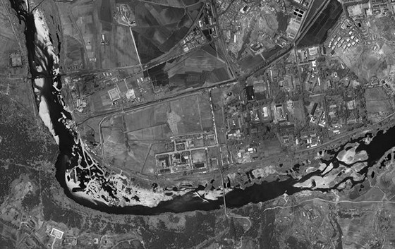 Satelitní snímek jaderného zaízení Jongbjon v Severní Koreji z 26. kvtna 2009.