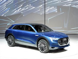 Audi e-tron quattro na prezentaci koncernu Volkswagen na letoním roníku...