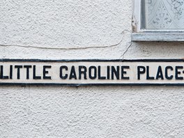 Souástí domu v ulici Little Caroline Place, který jde do draby 30. záí, není...