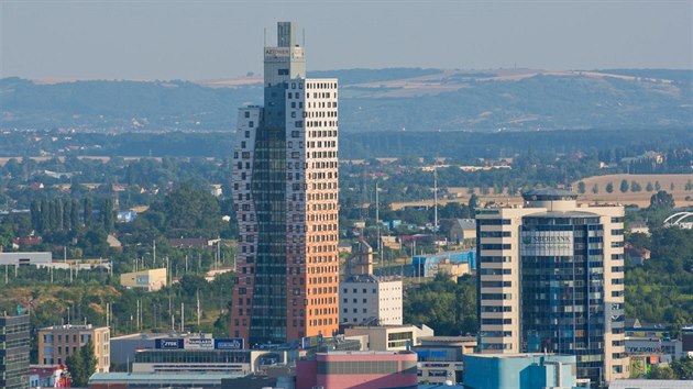 AZ Tower v Brn m 30 nadzemnch podla.