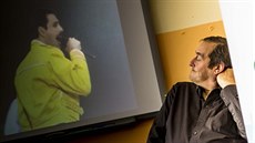 Peter Freestone na přednášce v pardubické školy v Ohrazenicích Peter Freestone na přednášce v pardubické školy v Ohrazenicích