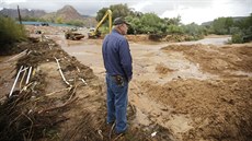 Utah na západě USA zasáhly bleskové záplavy (16. září 2015). Utah na západě USA zasáhly bleskové záplavy (16. září 2015).