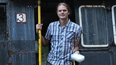Petr Górecki, který provozuje geocasching od roku 2005, v jedné ostravské... Petr Górecki, který provozuje geocasching od roku 2005, v jedné ostravské...