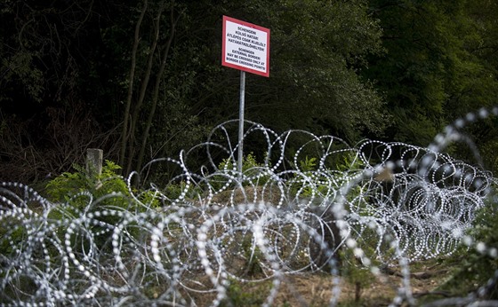 Nová podoba hranice Schengenu na pomezí Chorvatska a Maarska (24. záí 2015)