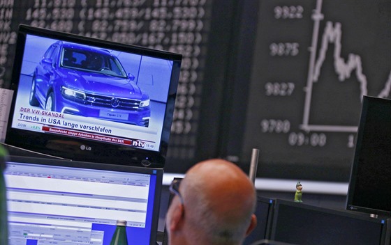 Aféra s podvodnými údaji o emisích voz koncernu Volkswagen se zaíná...