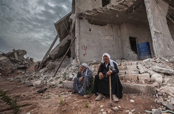 Jsou staí, pili o vechno, vrátili se - astý obraz z Kobani. Msto jej pro...