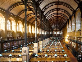 Biblioth&#232;que Sainte-Genevi&#232;ve (esky Knihovna svaté Jenovéfy) je...