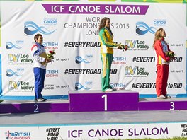 Kateina Hokov na stupnch vtz na mistrovstv svta ve vodnm slalomu v...