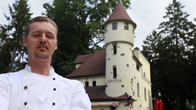 Oceněný živnostník František Flegl provozuje známou františkolázeňskou rezidenci Zámeček.