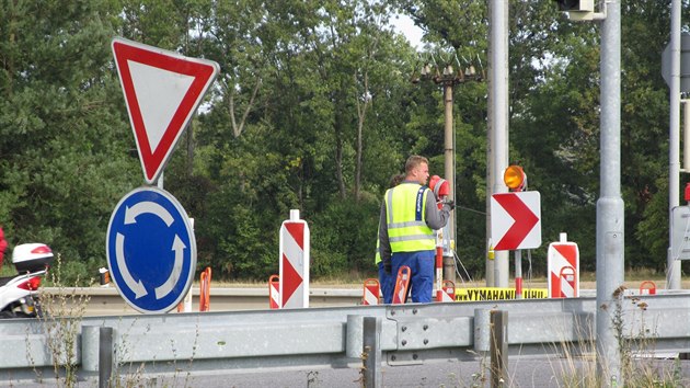 prava znaen probhala na provizornm kruhovm objezdu i den po jeho vytvoen.