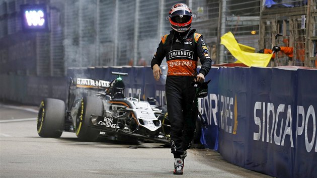 TRPK KONEC. Nico Hlkenberg ve Velk cen Singapuru formule 1.