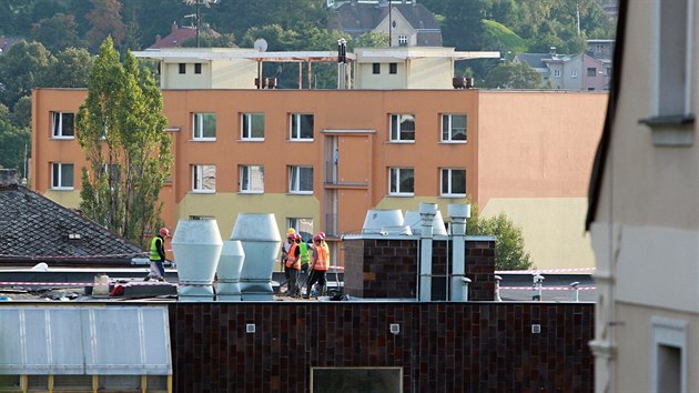 Demolice bvalho obchodnho domu Jablo v centru Jablonce.