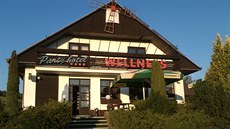 Cizinec zemřel poté, co se ve Wellness Party Hotelu v Březůvkách u Zlína... Cizinec zemřel poté, co se ve Wellness Party Hotelu v Březůvkách u Zlína...