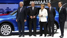 Automobilku Volkswagen a jejího éfa Martina Winterkorna eká nejt잚í období v historii.