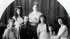 Ruský car Mikulá II., carevna Alexandra a jejich dti Olga, Marie, Anastázie,...
