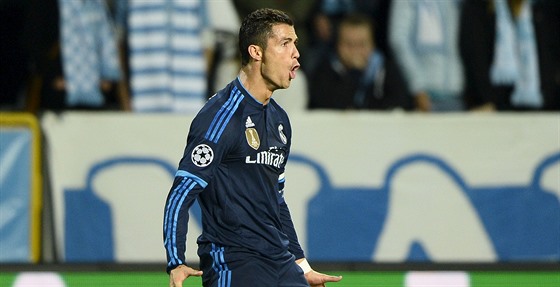 Cristiano Ronaldo z Realu Madrid ve stedu v Malmö vstelil svou jubilejní 500. branku v profesionálním fotbalu