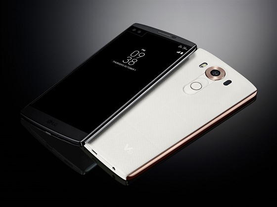 Loské LG V10 dostane nástupce, který bude mít jako první nejnovjí Android 7.0 Nougat.