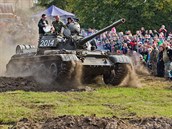 Pardubické retroměstečko nabídlo veterány, zbraně, zásahovku i rallye... Pardubické retroměstečko nabídlo veterány, zbraně, zásahovku i rallye...