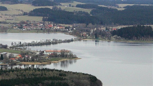 Vrah hodil tlo prostitutky do Lipna u ern v Poumav.