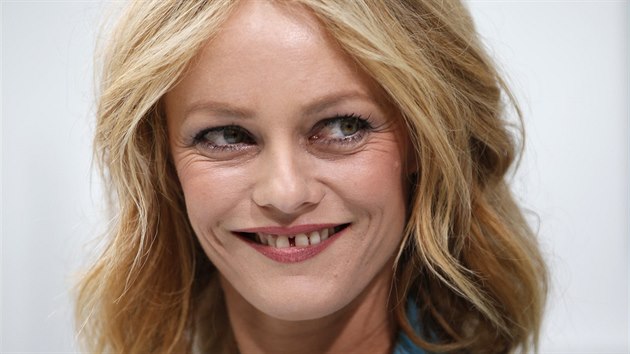 Vanessa Paradis (Pa, 6. jna 2015)