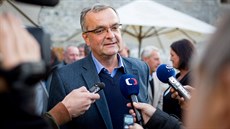 Miroslav Kalousek oznámil, že na listopadovém sněmu bude kandidovat na předsedu... Miroslav Kalousek oznámil, že na listopadovém sněmu bude kandidovat na předsedu...