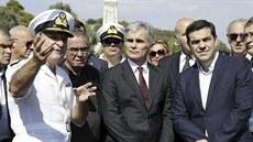 Pístav v Mytilene na ostrov Lesbos navtívili ecký premiér Alexis Tsipras...