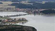 Vrah hodil tělo prostitutky do Lipna u Černé v Pošumaví. Vrah hodil tělo prostitutky do Lipna u Černé v Pošumaví.