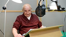 Josef Somr v rozhlasovém studiu Josef Somr v rozhlasovém studiu