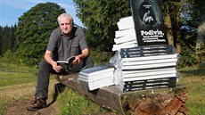 Publicista, spisovatel a dlouholetý redaktor liberecké MF DNES Jan Šebelka... Publicista, spisovatel a dlouholetý redaktor liberecké MF DNES Jan Šebelka...