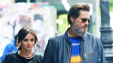 Cathriona White a Jim Carrey (New York, 21. kvtna 2015)