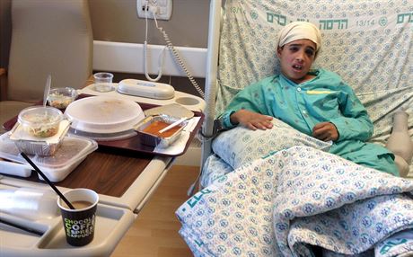 Izraelské servery pinesly zábry Ahmada Manasry na nemocniním lku (15....