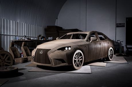 Origami paprov Lexus IS