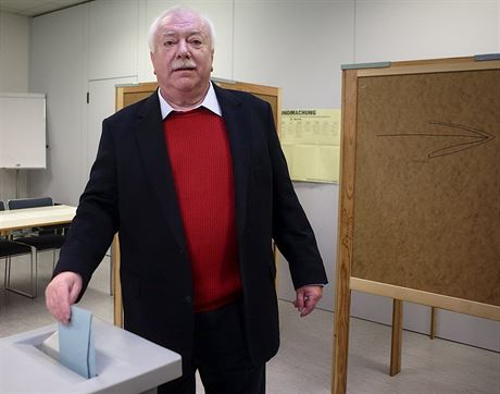 Vídeský starosta Michael Häupl, len strany SPÖ (11. íjna 2015).