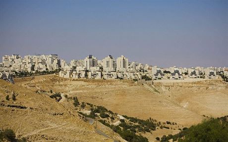 Izraelská osada Maaleh Adumim na Západním behu Jordánu