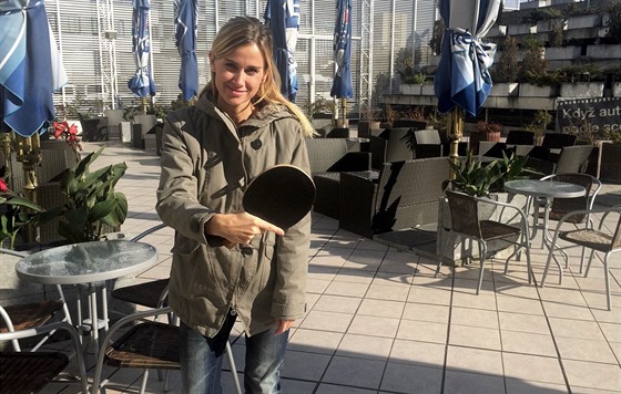 Lucie Dvoáková alias DJ Lucca je hrákou praského Slovanu Bohnice.