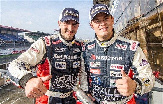 David Vrecký (vlevo) a Adam Lacko získali v Le Mans pro Buggyru Pohár...