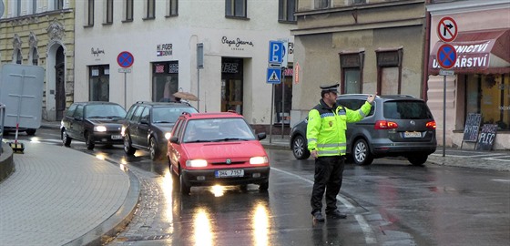 Dopravu v Náchod ídí msttí i státní policisté.