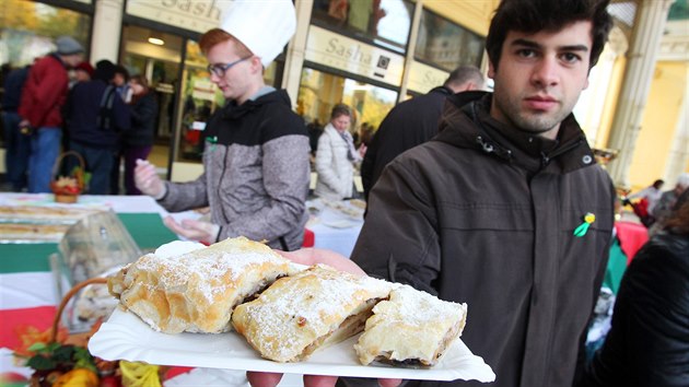 Lzesk festival jablek na kolond v Marinskch Lznch (10. 10. 2015)