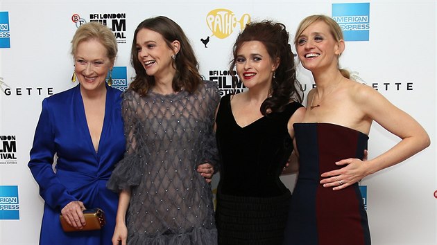 Meryl Streepov, Carey Mulliganov, Helena Bonham Carterov a Anne-Marie Duffov  na premie filmu Suffragette (Londn, 7. jna 2015)