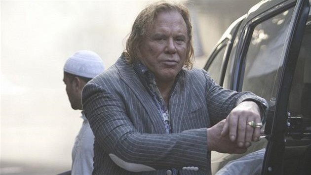 Mickey Rourke ve filmu Java Heat (2013)