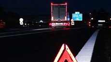 Hromadná nehoda sedmi aut na dálnici D8 ve směru na Prahu (16.10) Hromadná nehoda sedmi aut na dálnici D8 ve směru na Prahu (16.10)