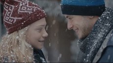 Láska na celý život díky žvýkačce. Dojemná reklama Láska na celý život díky žvýkačce. Dojemná reklama
